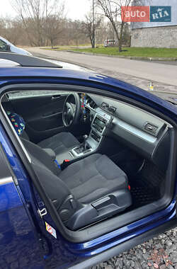 Универсал Volkswagen Passat 2010 в 