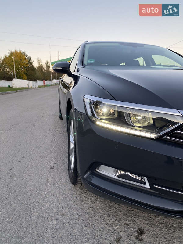 Універсал Volkswagen Passat 2017 в Тернополі