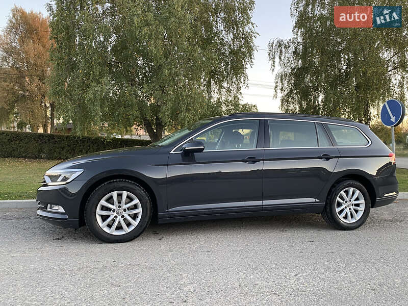 Універсал Volkswagen Passat 2017 в Тернополі