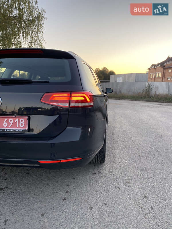 Універсал Volkswagen Passat 2017 в Тернополі