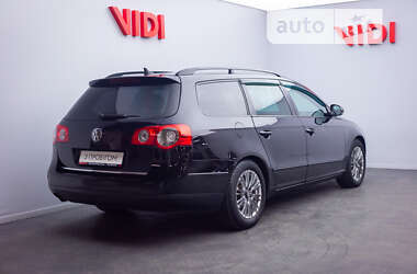 Універсал Volkswagen Passat 2010 в Києві