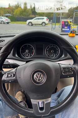 Седан Volkswagen Passat 2013 в Фастове