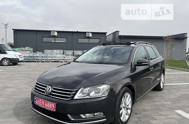 Універсал Volkswagen Passat 2014 в Луцьку