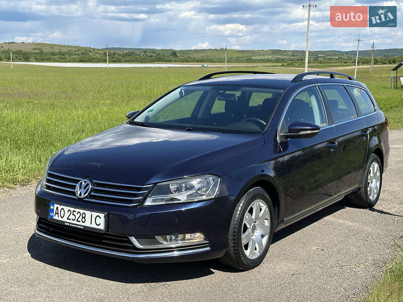 Универсал Volkswagen Passat 2013 в Хусте