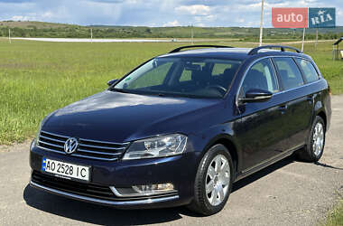 Универсал Volkswagen Passat 2013 в Хусте