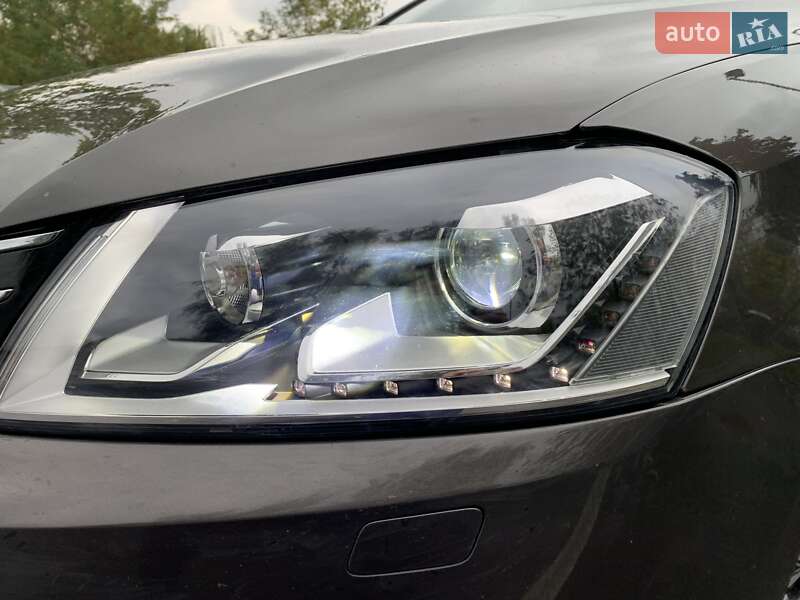 Седан Volkswagen Passat 2012 в Днепре