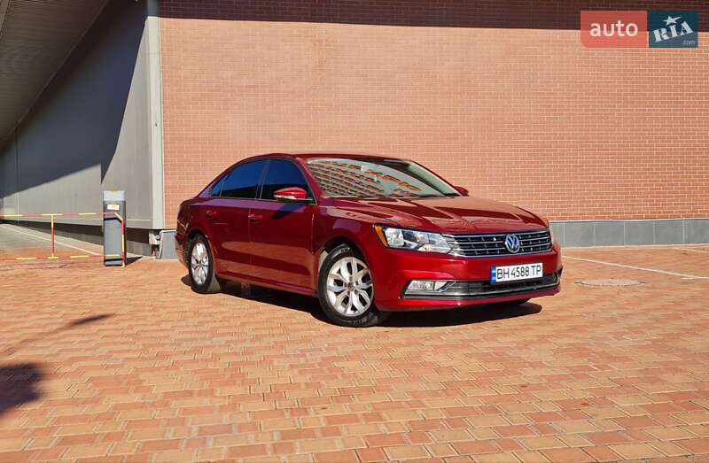 Седан Volkswagen Passat 2018 в Одесі