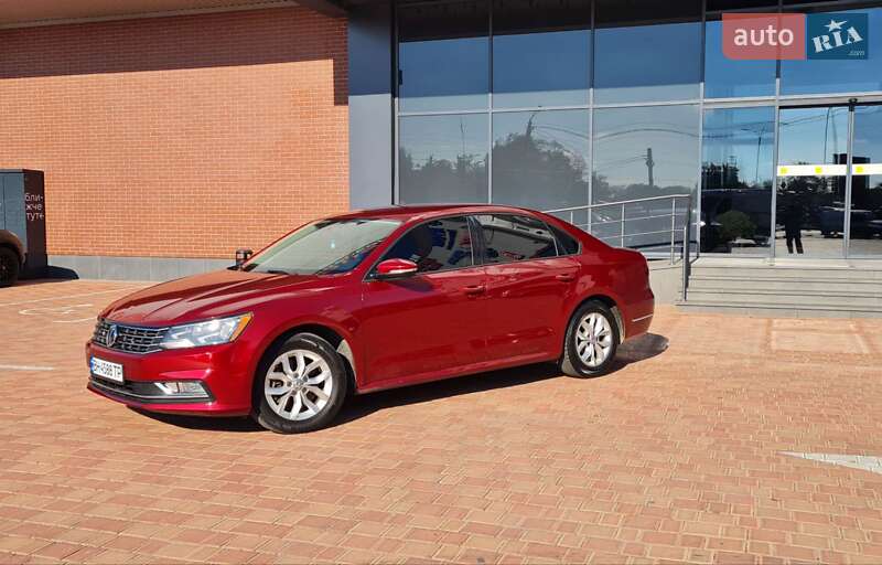 Седан Volkswagen Passat 2018 в Одесі