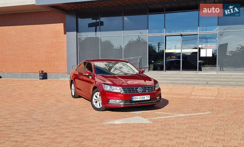 Седан Volkswagen Passat 2018 в Одесі