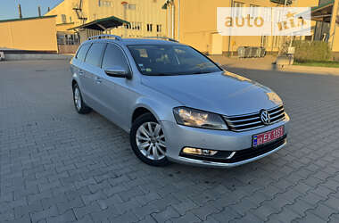 Универсал Volkswagen Passat 2012 в Луцке