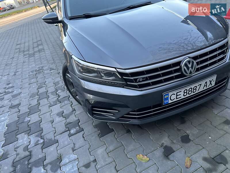 Седан Volkswagen Passat 2017 в Черновцах