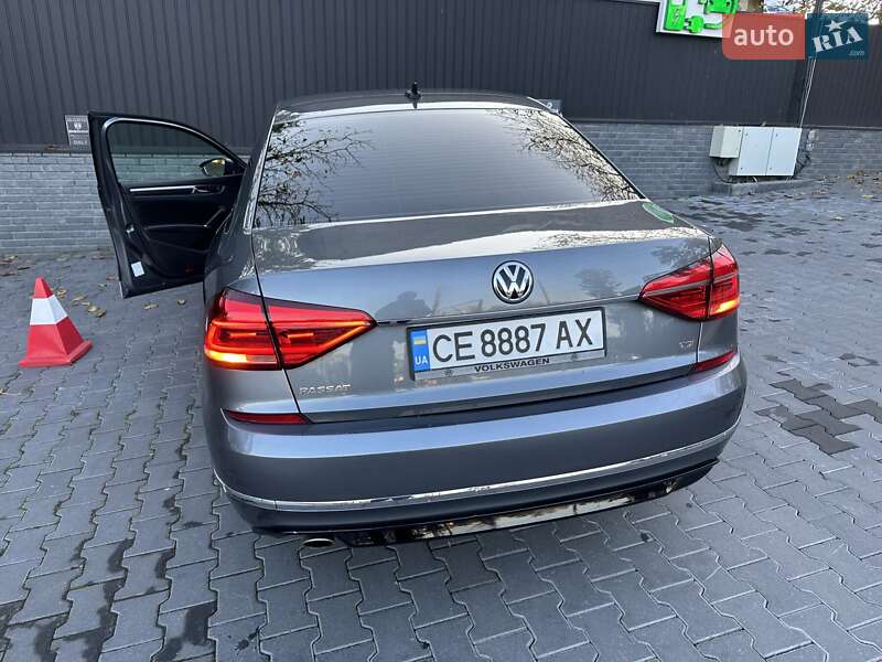 Седан Volkswagen Passat 2017 в Черновцах