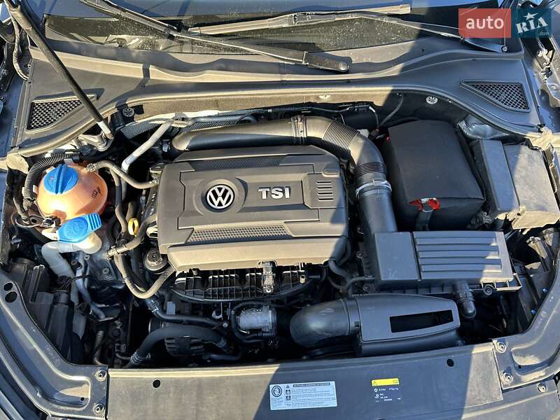 Седан Volkswagen Passat 2017 в Черновцах