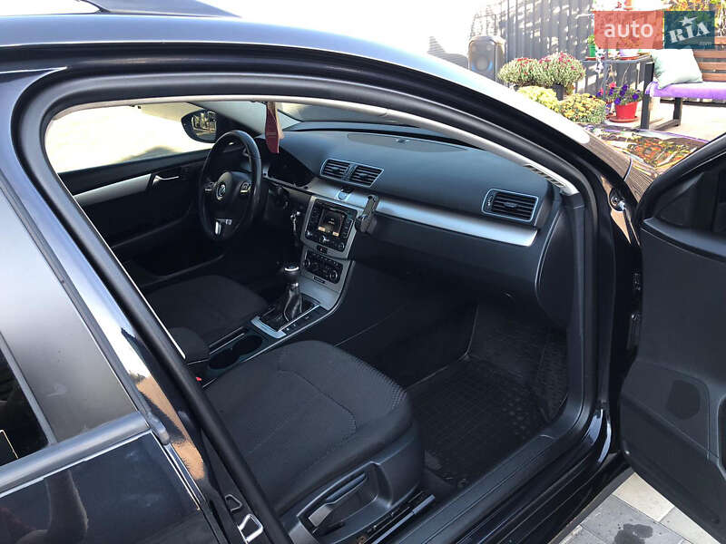 Универсал Volkswagen Passat 2011 в Полтаве