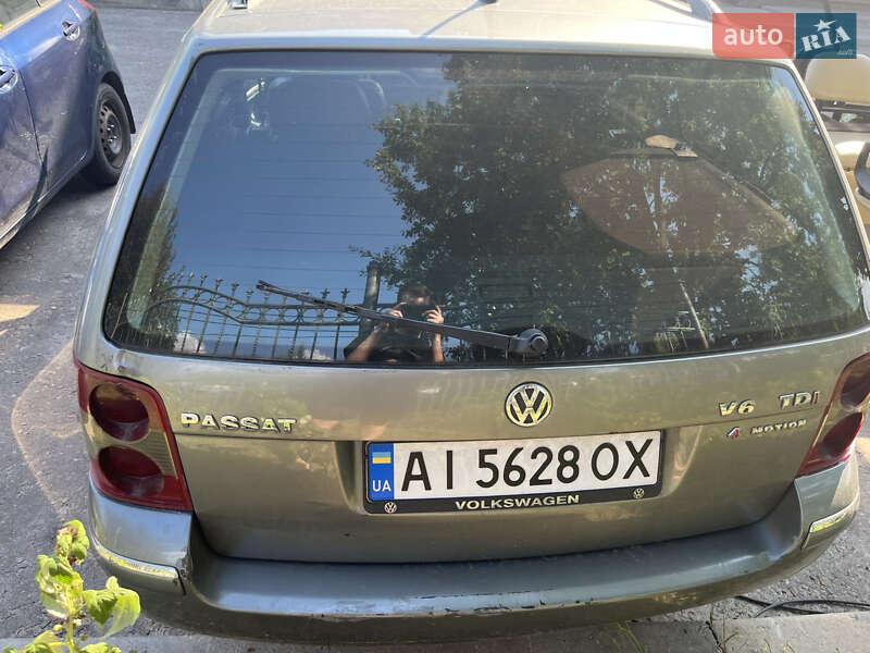 Універсал Volkswagen Passat 2002 в Києві