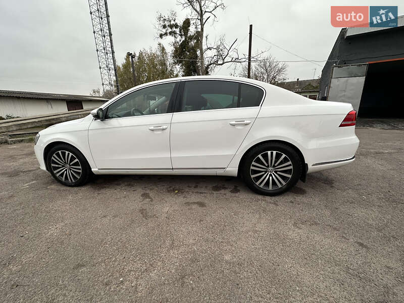 Седан Volkswagen Passat 2014 в Коростені