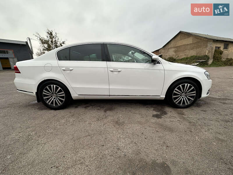 Седан Volkswagen Passat 2014 в Коростені