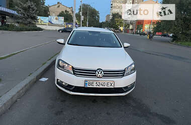 Універсал Volkswagen Passat 2012 в Первомайську