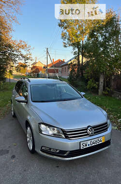 Универсал Volkswagen Passat 2012 в Стрые