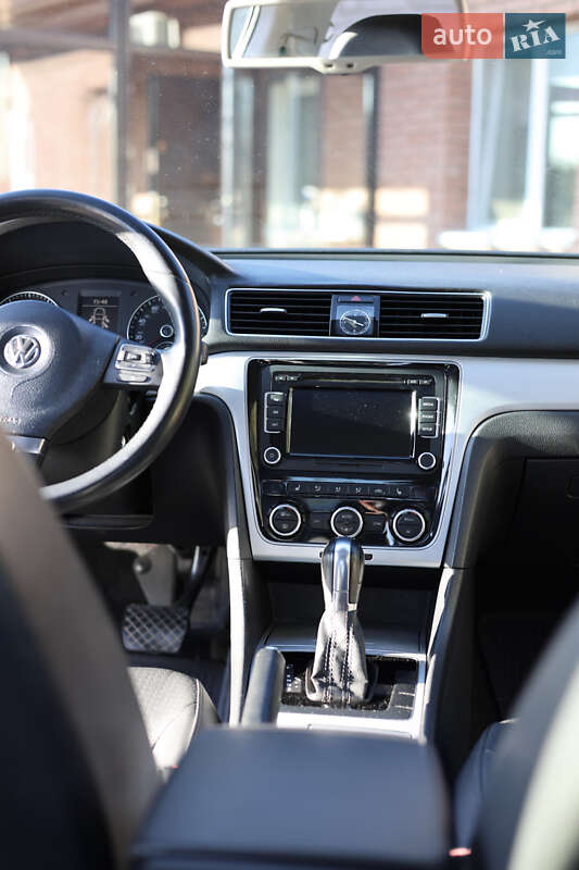 Седан Volkswagen Passat 2012 в Днепре фото 3 Седан Volkswagen Passat 2012 в Днепре