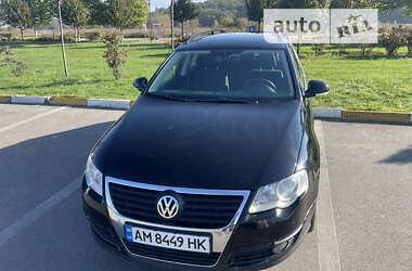 Універсал Volkswagen Passat 2009 в Ірпені