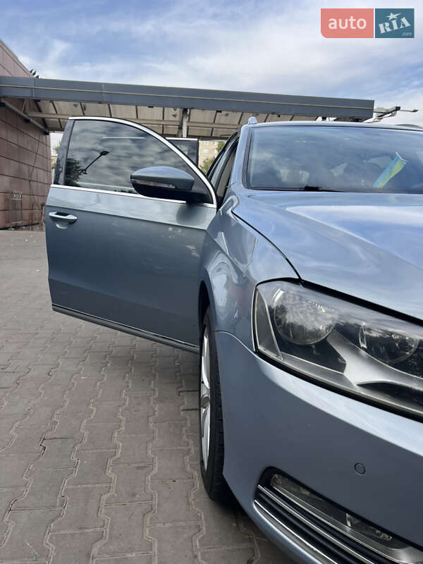 Универсал Volkswagen Passat 2013 в Шостке