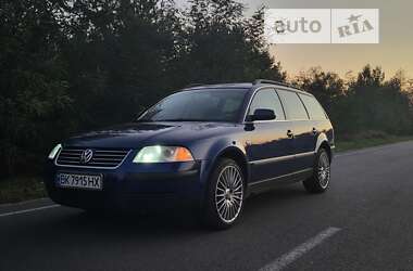 Универсал Volkswagen Passat 2002 в Ровно