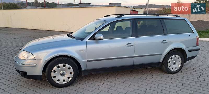 Універсал Volkswagen Passat 2003 в Іршаві