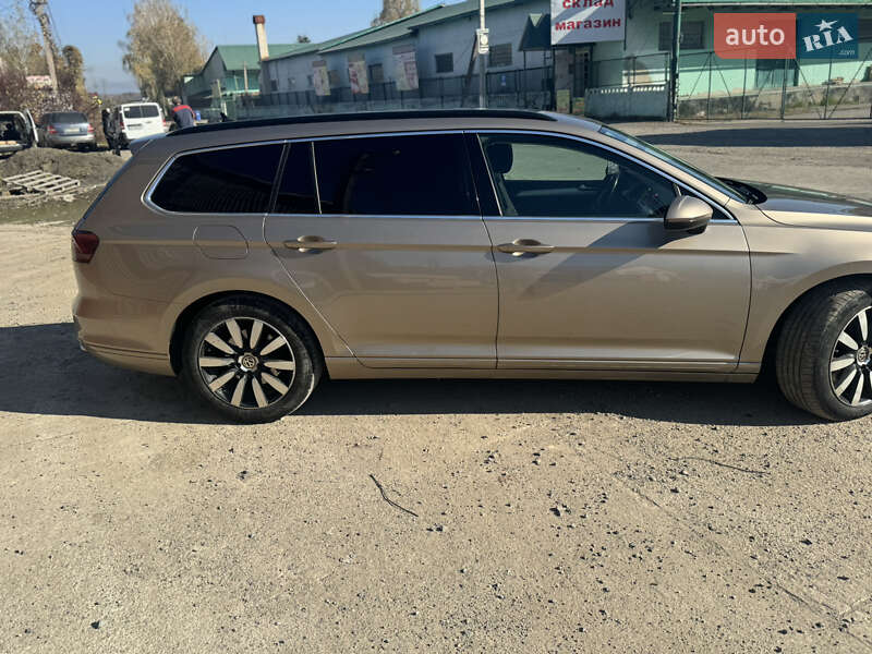 Универсал Volkswagen Passat 2015 в Хусте