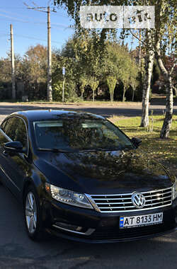 Седан Volkswagen Passat 2012 в Івано-Франківську