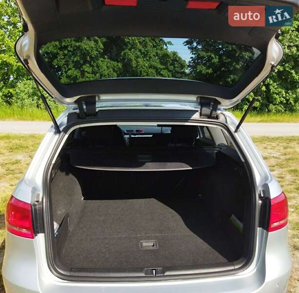 Универсал Volkswagen Passat 2012 в Звягеле