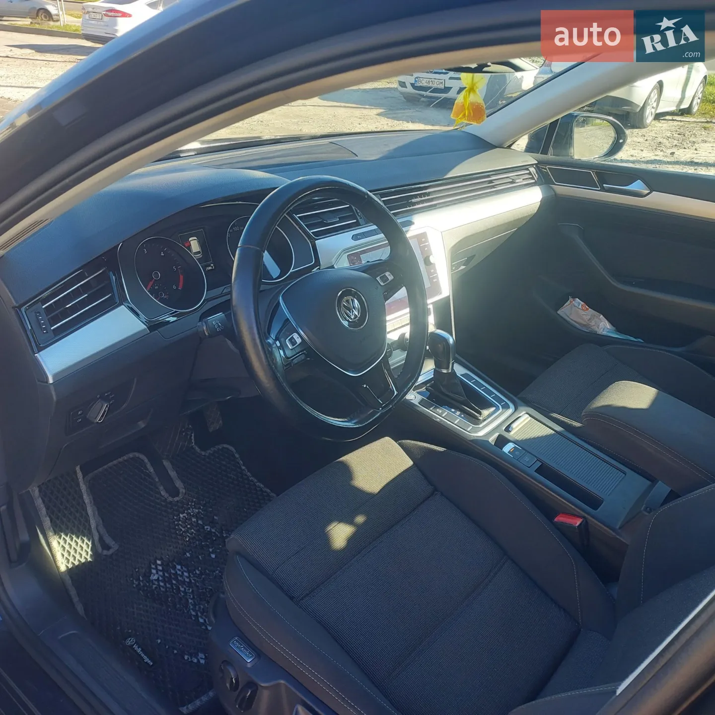2017 Volkswagen Passat - мініатюра 16