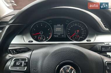 Седан Volkswagen Passat 2011 в Полтаві