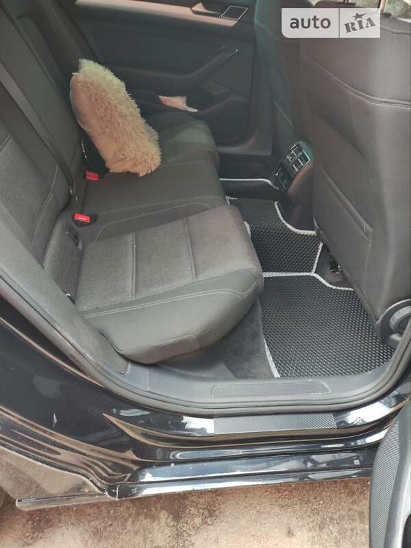 Универсал Volkswagen Passat 2015 в Бурыни