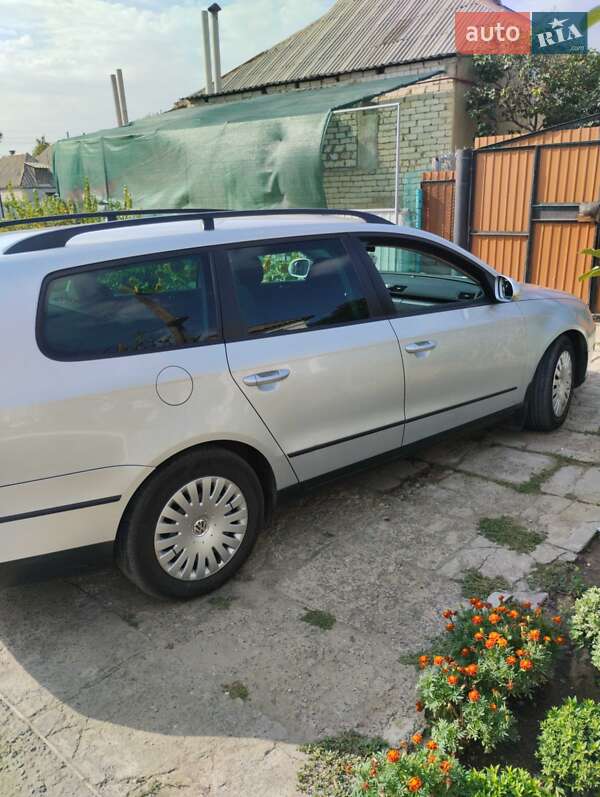 Універсал Volkswagen Passat 2008 в Вознесенську