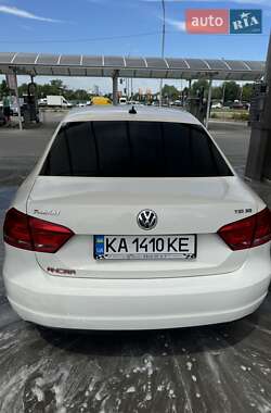 Седан Volkswagen Passat 2014 в 
