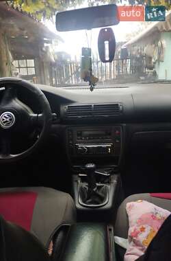 Универсал Volkswagen Passat 1998 в 