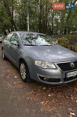 Седан Volkswagen Passat 2010 в Рени