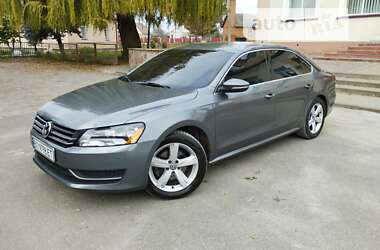 Седан Volkswagen Passat 2012 в Тернополе