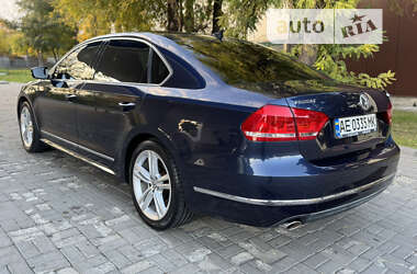 Седан Volkswagen Passat 2013 в Днепре