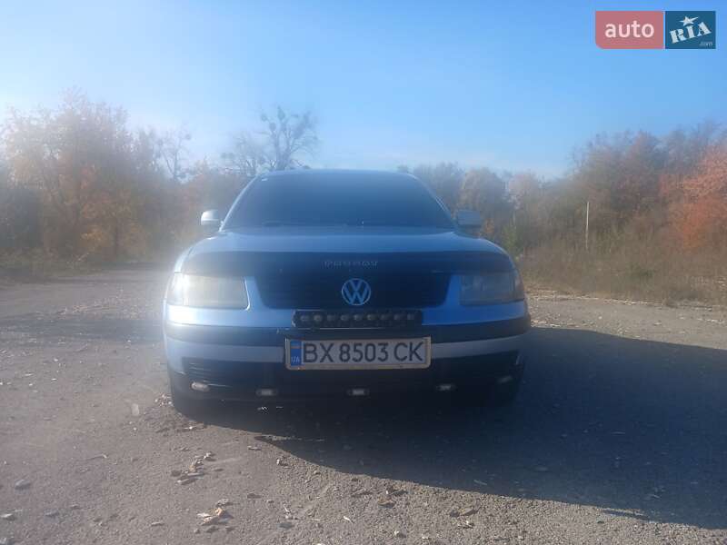 Седан Volkswagen Passat 1998 в Виньковцах