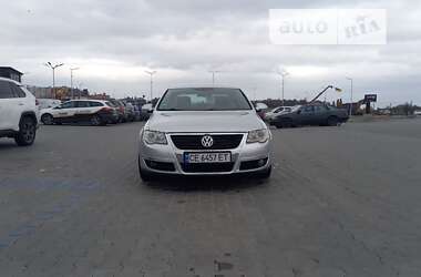 Седан Volkswagen Passat 2005 в Чернівцях