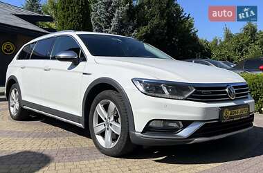 Універсал Volkswagen Passat 2018 в Львові