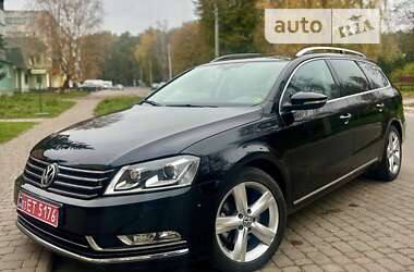 Универсал Volkswagen Passat 2012 в Ровно