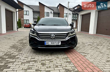 Седан Volkswagen Passat 2019 в Луцьку