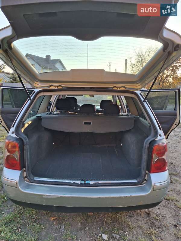 Універсал Volkswagen Passat 2004 в Львові