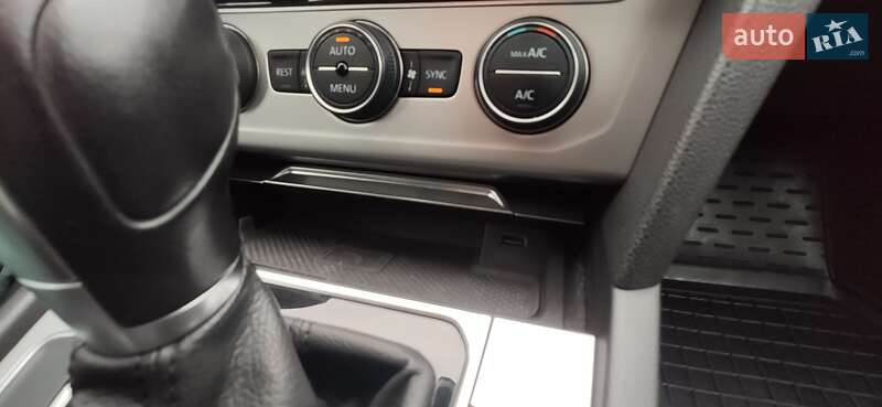 Універсал Volkswagen Passat 2019 в Кропивницькому