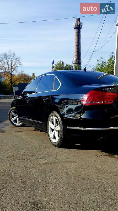 Седан Volkswagen Passat 2015 в Дніпрі