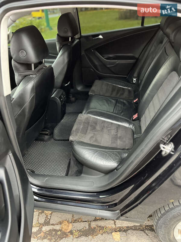 Седан Volkswagen Passat 2006 в Кам'янець-Подільському
