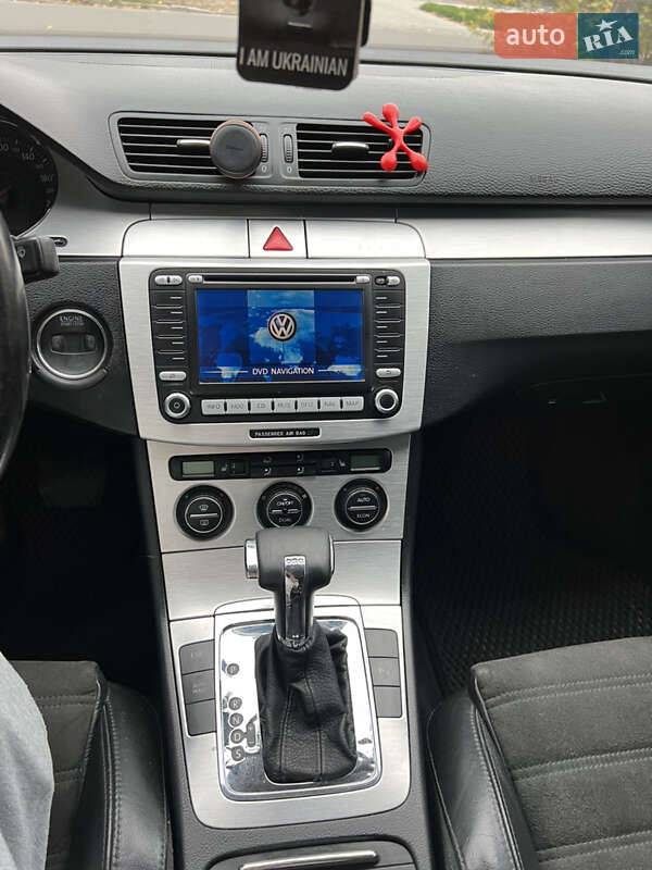 Седан Volkswagen Passat 2006 в Кам'янець-Подільському